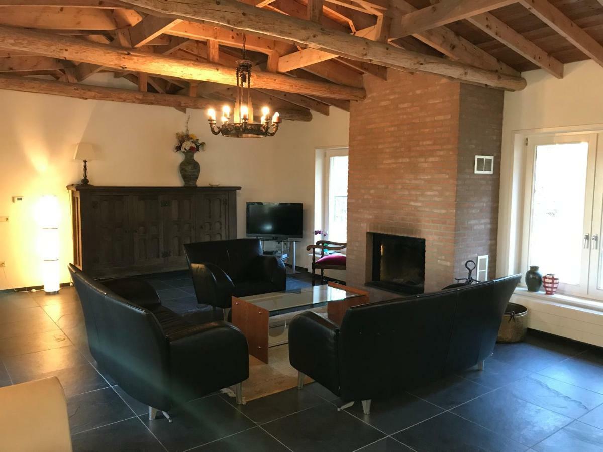 Het Atelier, Ruime Vrijstaande Vakantiewoning 200M2 Voor Maximaal 8 Personen Leende Exteriör bild